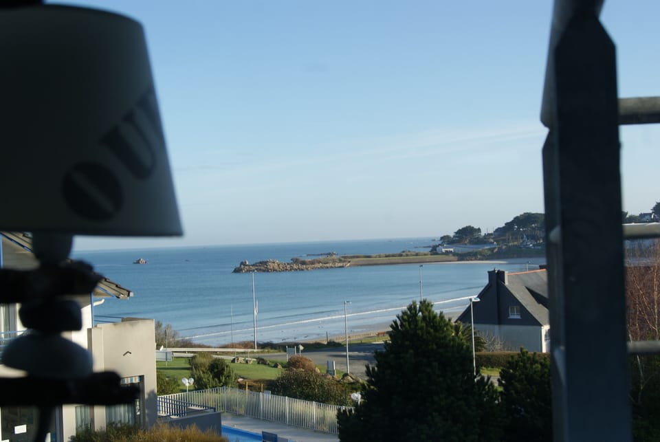 Beach/ocean view