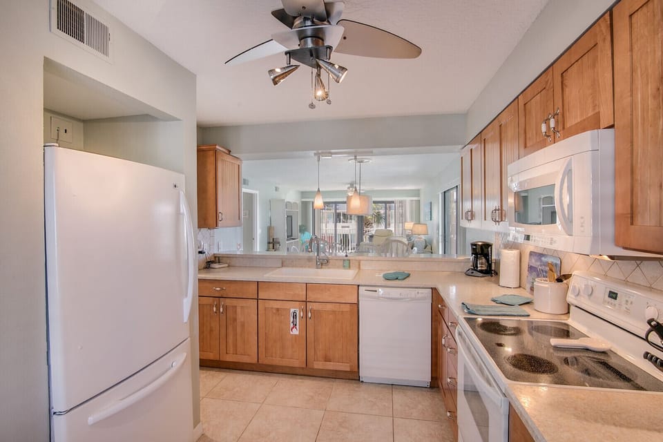 Well-equipped kitchen with spices, oil, most condiments & coffee supplies.