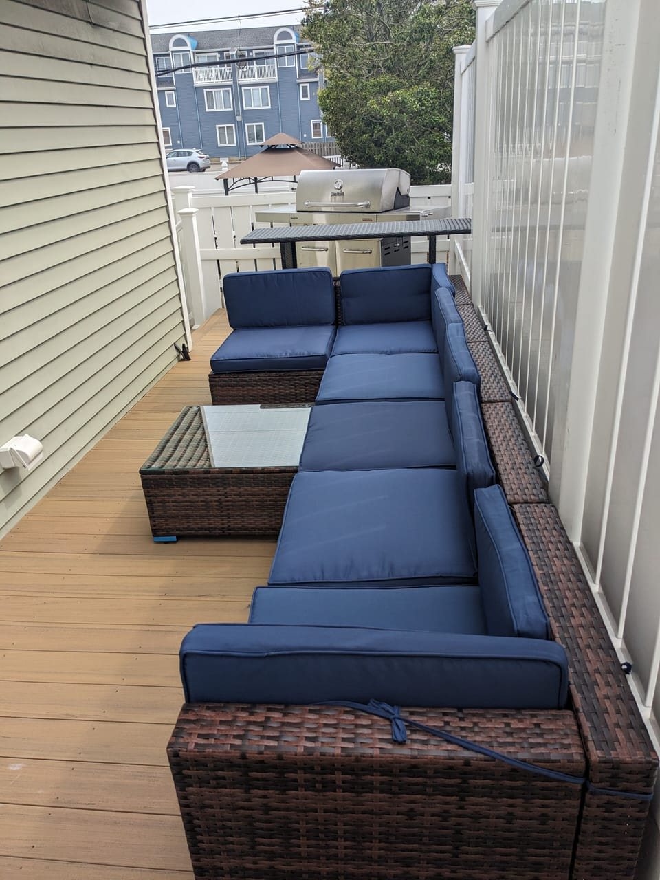 lounge area rear deck