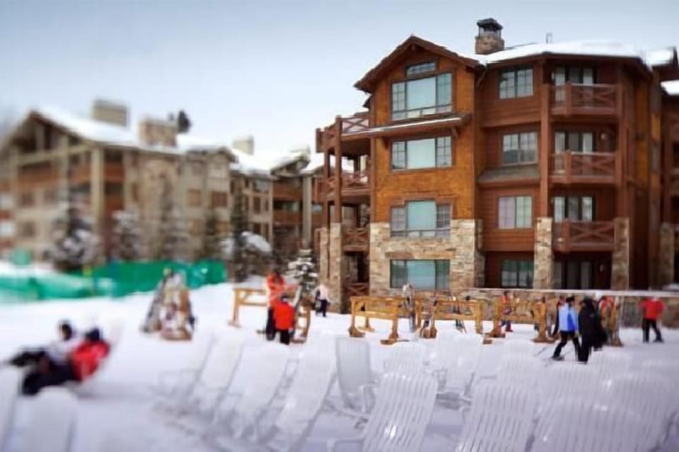 Inn At Silver Lake at Deer Vally Beach