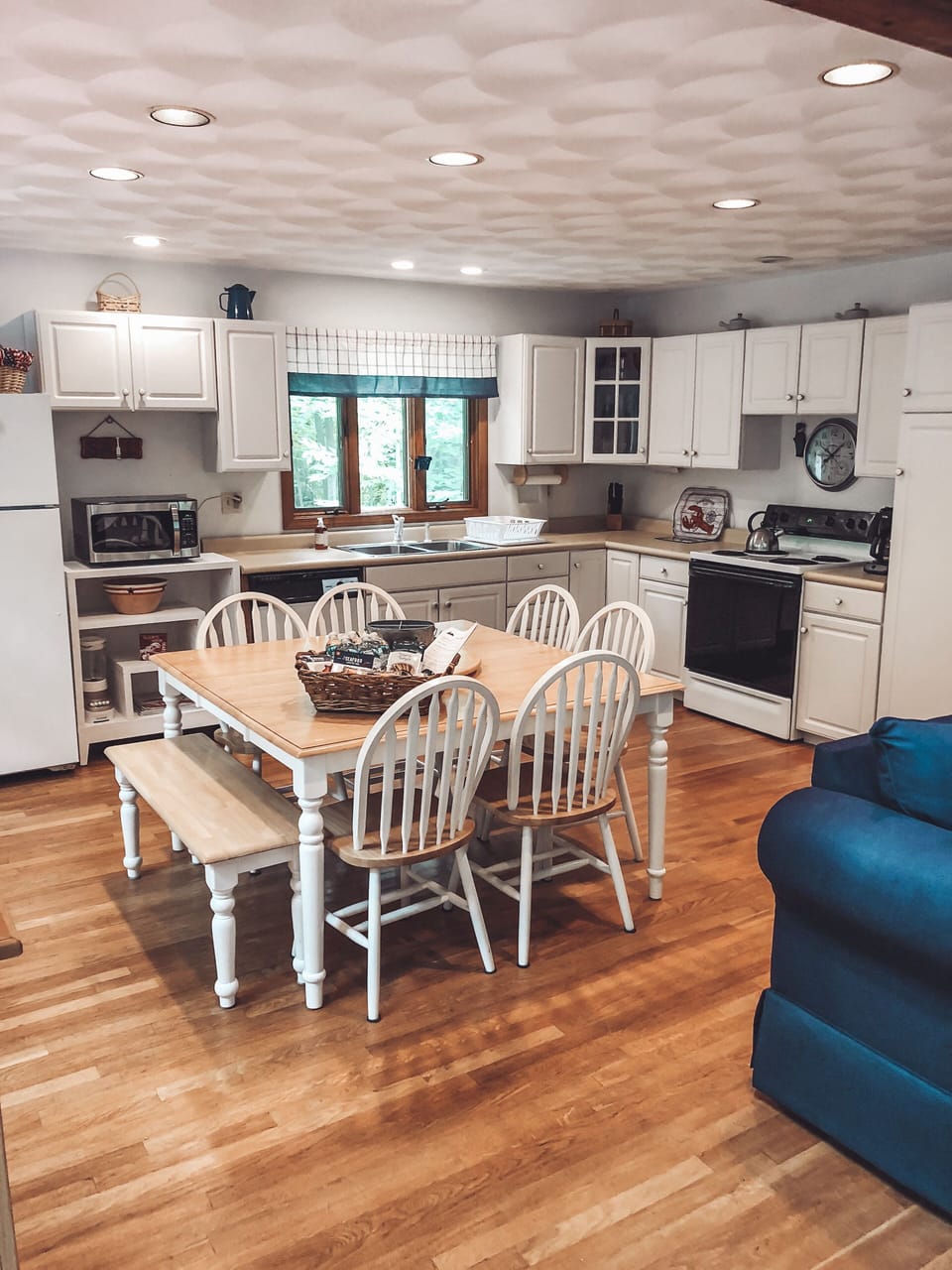 Large, spacious kitchen with table seating for 8