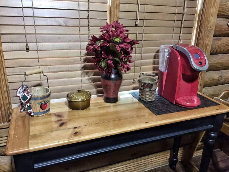 Every kitchen needs a Keurig coffee maker! Bring your favorite kcups!