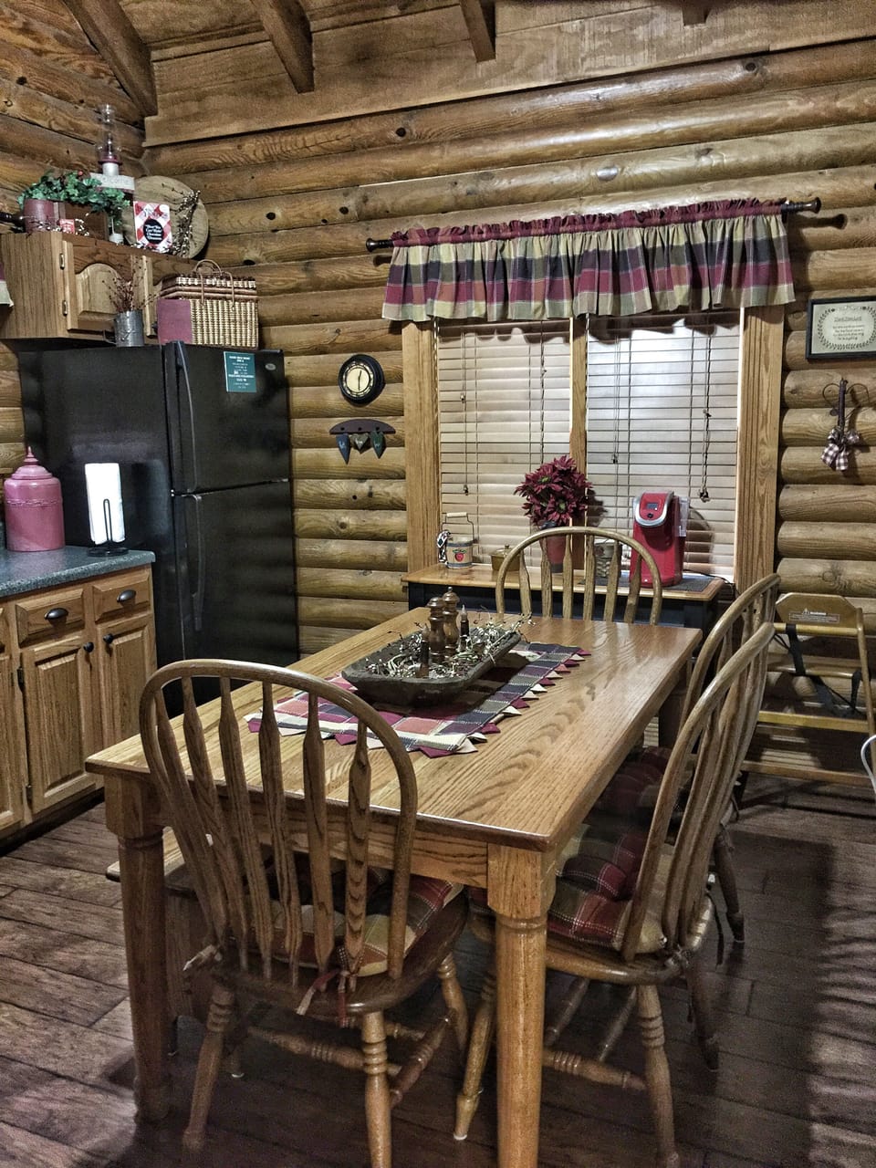 New flooring and décor in the kitchen
