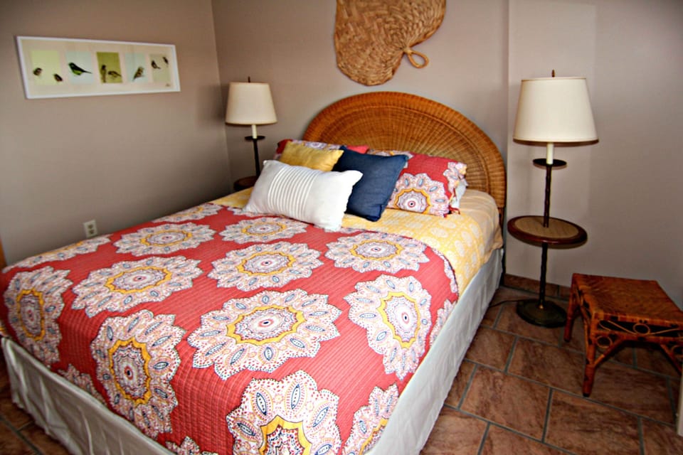 Sunny south side full bedroom.