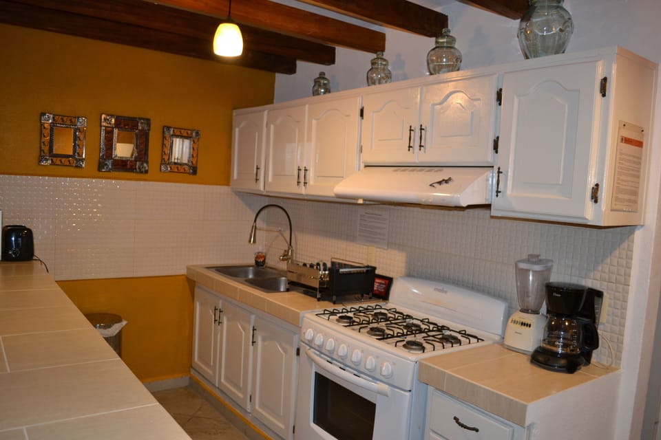 Casa Soltar Kitchen