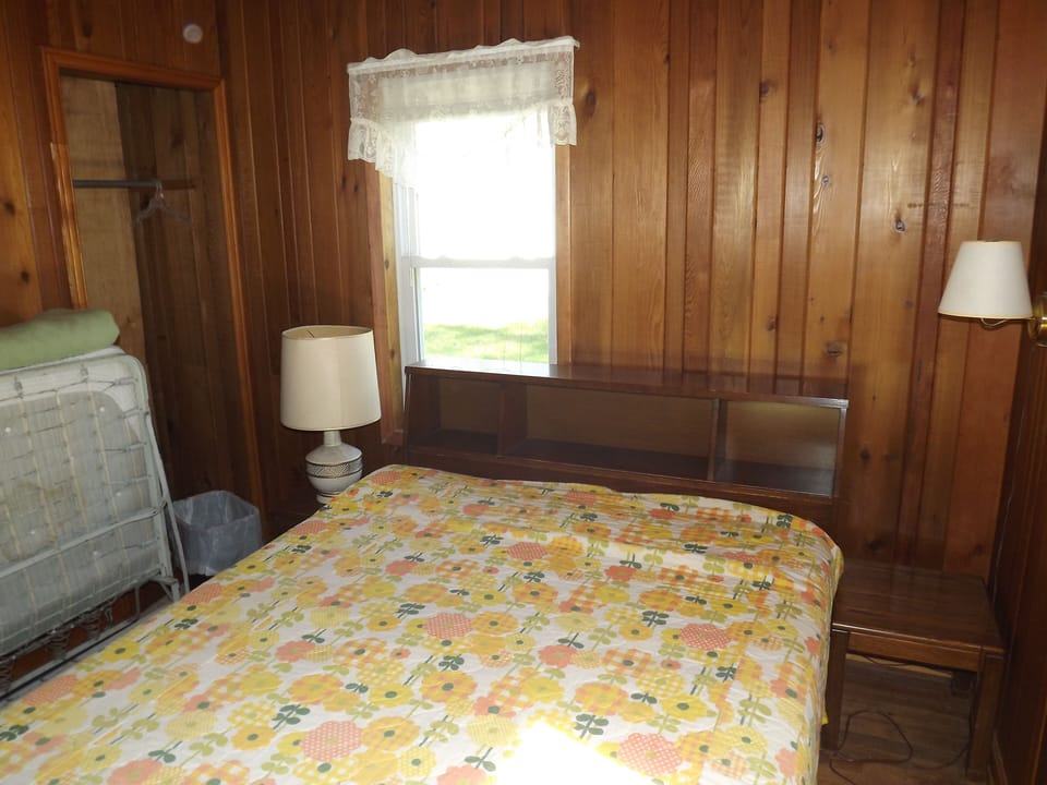 West bedroom