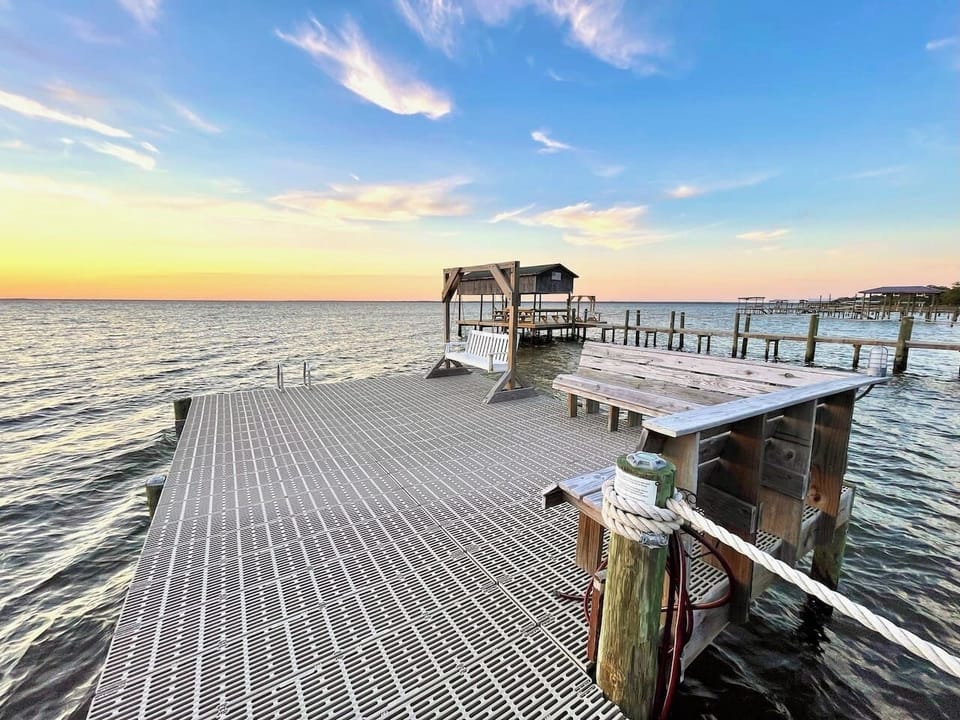 Dock