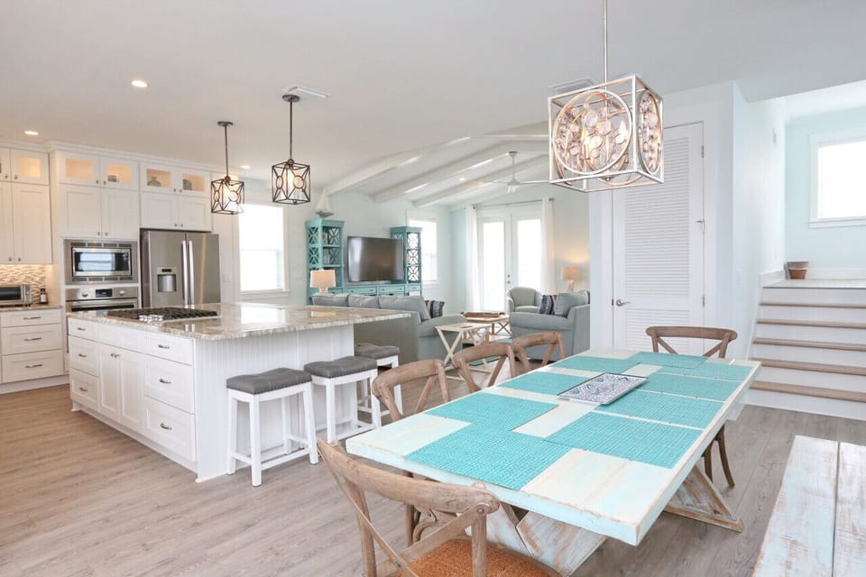 Spacious open floor plan on the third floor with kitchen and great room
