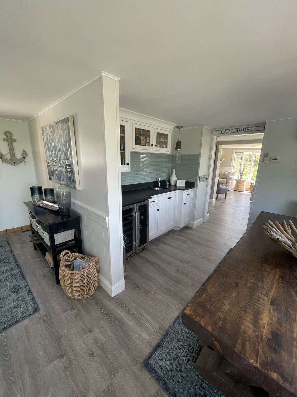 dining room leading into the living area