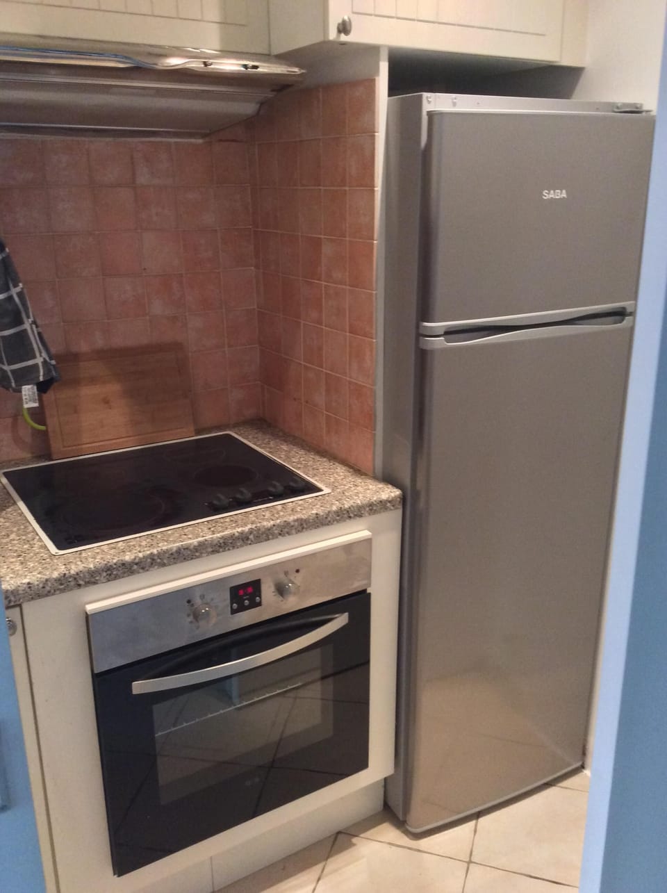 Stovetop, oven, fridge, freezer, microwave, coffee maker, all kitchen supplies.