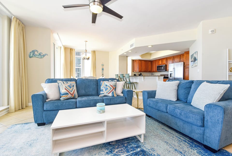 Silver Beach Tower West 406 - Open Floor Plan