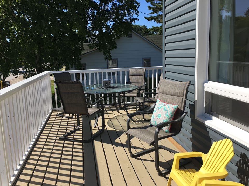 Front porch deck