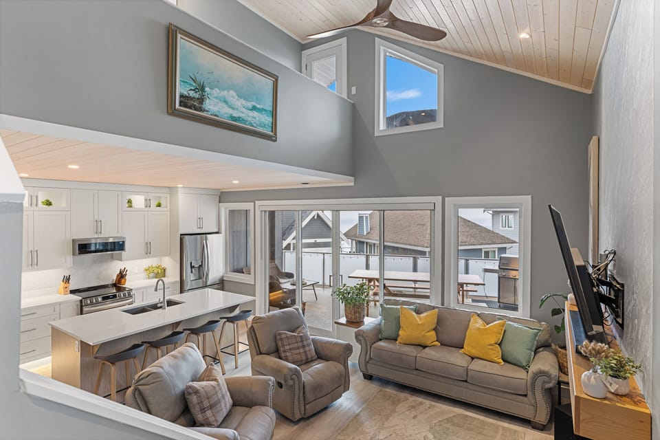 Spacious and airy-room for everyone in your large group