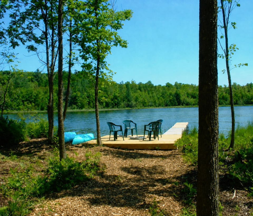 Kayaks, Fire pit at the dock