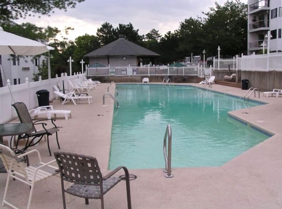 Terrific swimming pool at Compass Pointe!