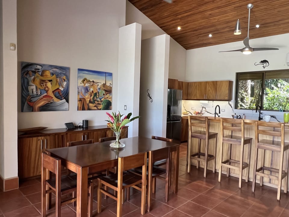 Dining area and kitchen bar