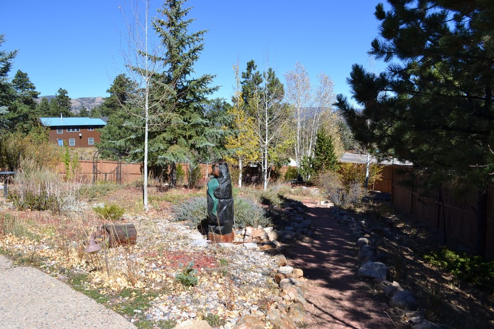 Large garden oasis - view towards Lake Estes