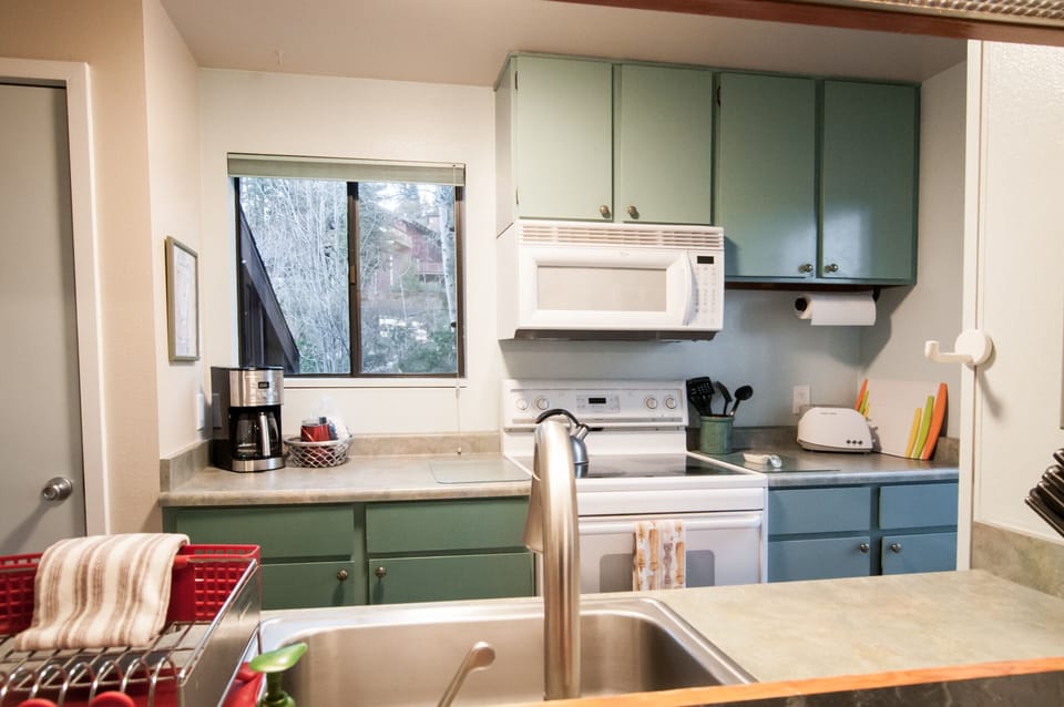 Kitchen looking in from breakfast bar