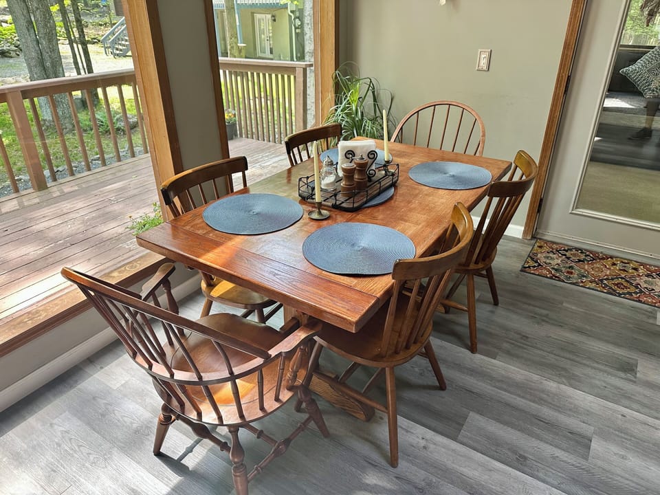 Share a family meal at our expandable dining room table.