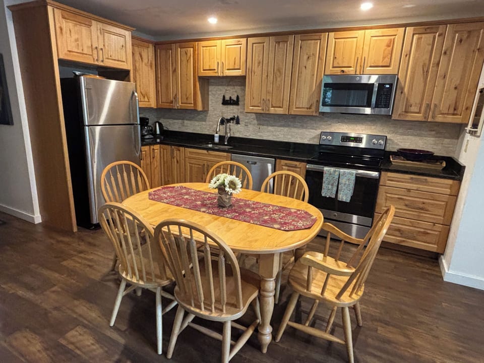 Kitchen/dining area
