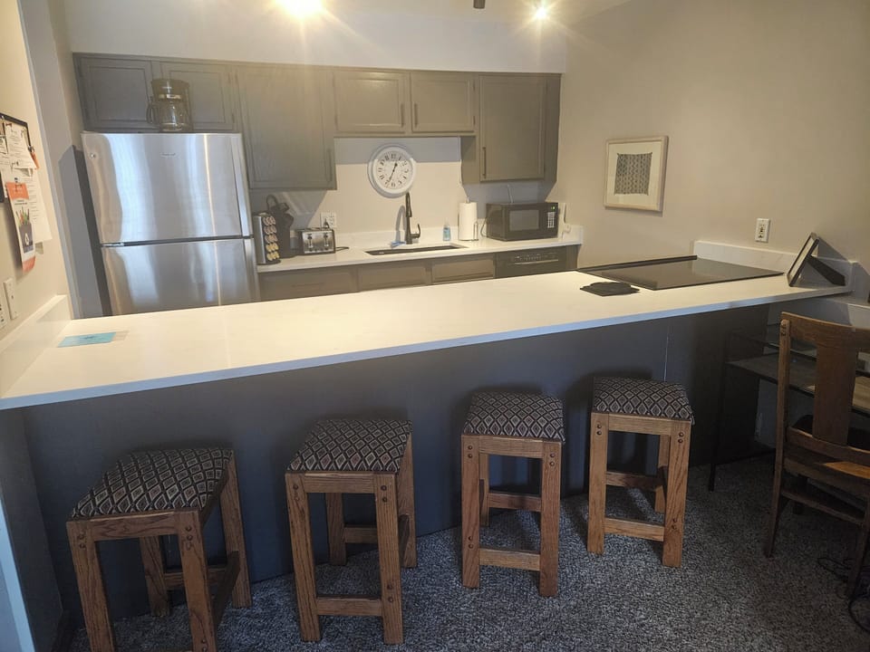 fully equipped kitchen