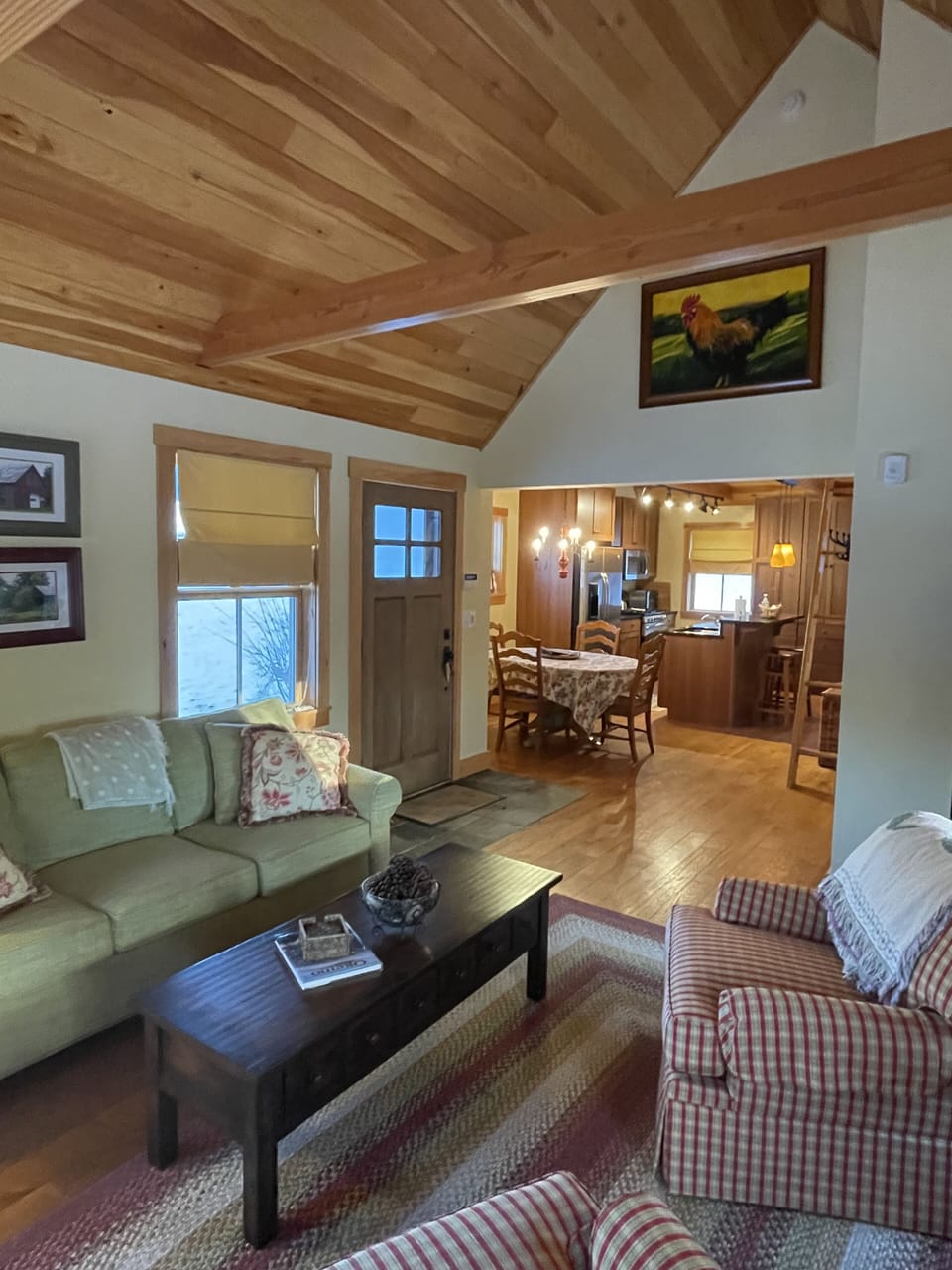 Living Area 2