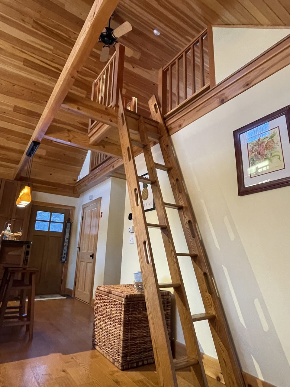 Ladder to loft with 2 twin beds