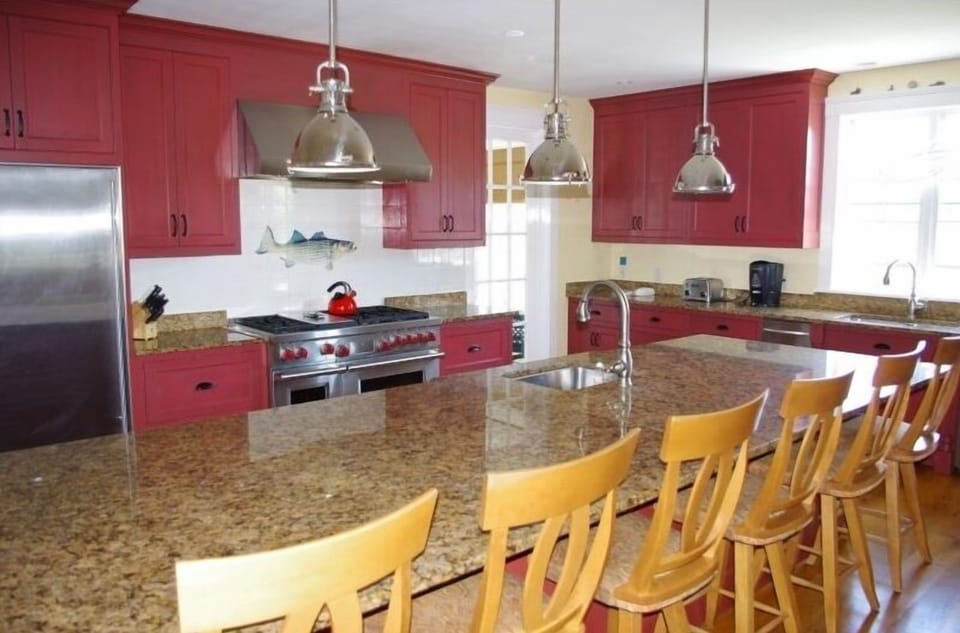 gourmet kitchen