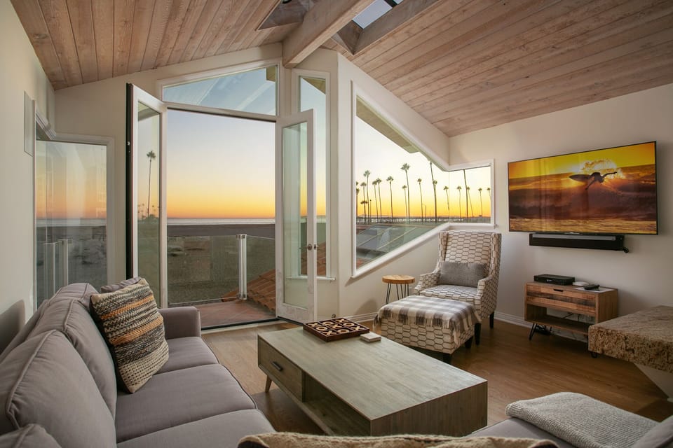 Love the privacy and the views of our second floor in living room