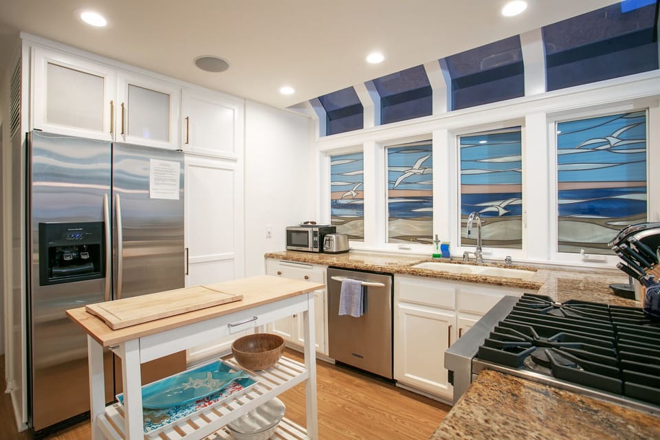 Great kitchen with all the basics you need 