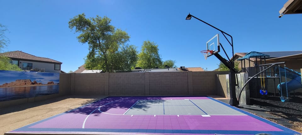 New amazing sports court....WITH 4 square ball game....fun for all ages! 