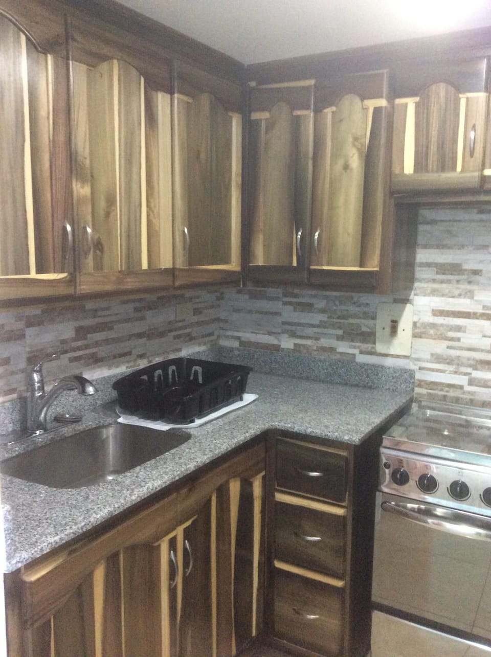 Kitchenette 2