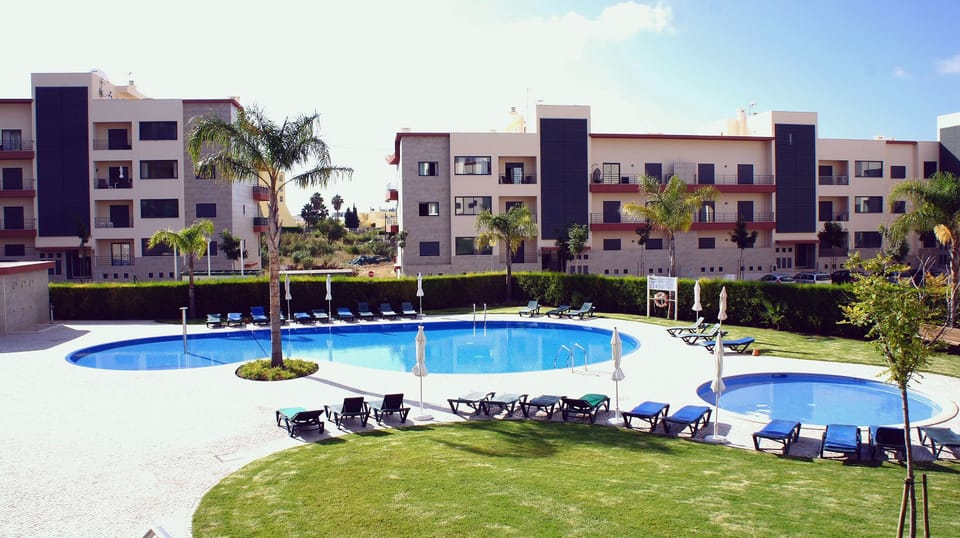 Pool 1
