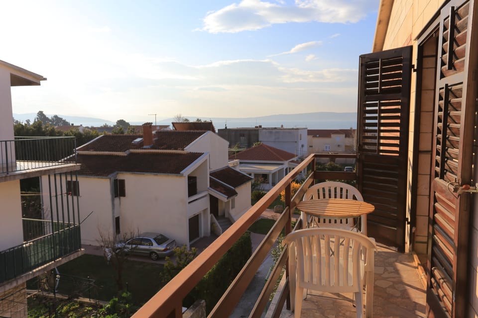 Balcony 2