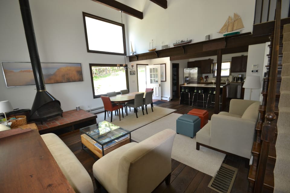 Living Room / Dining Room