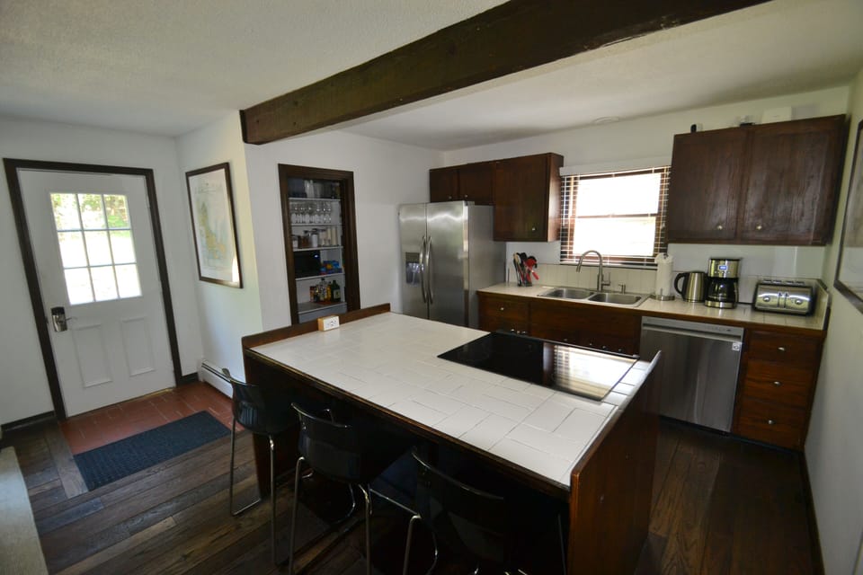 Kitchen with pantry - 1st floor