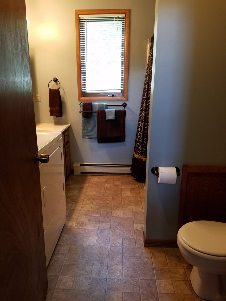 Full bathroom