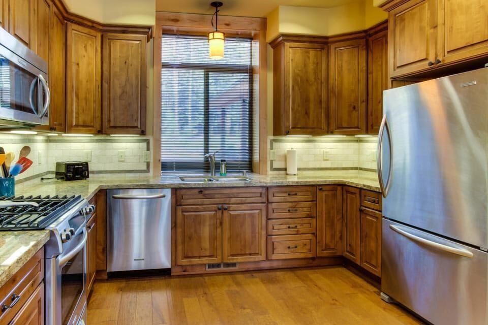 Even those on dish duty get a nice view