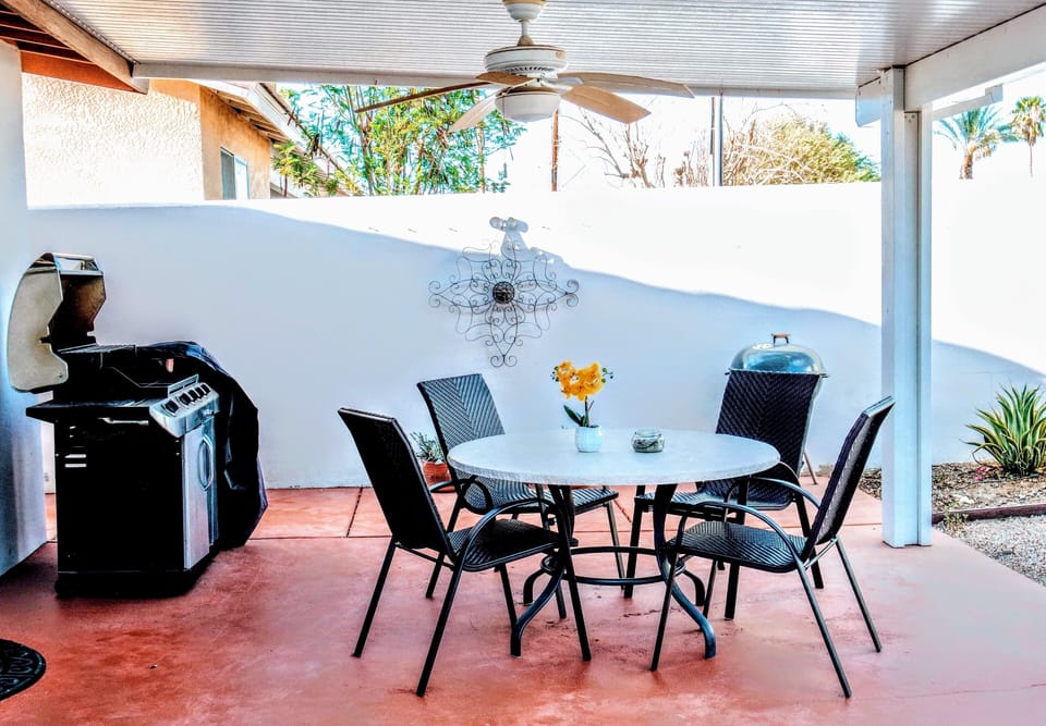 Grill some hamburgers in the outdoor patio. Stay cool with the ceiling fan.