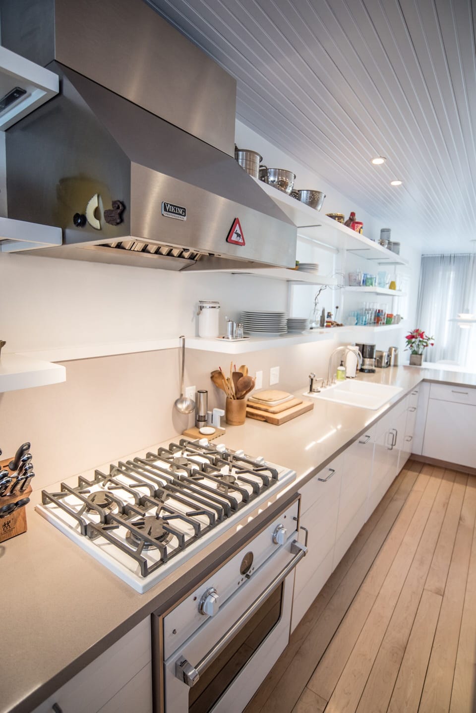 Gas range & oven
