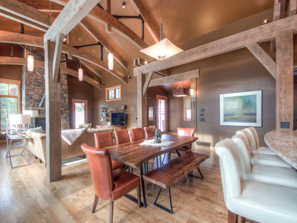 Swift Bear Chalet, Dining, 3