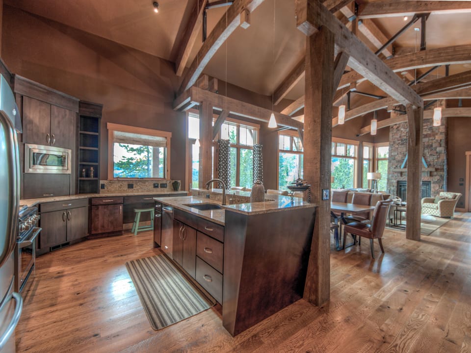 Swift Bear Chalet, Kitchen, 1