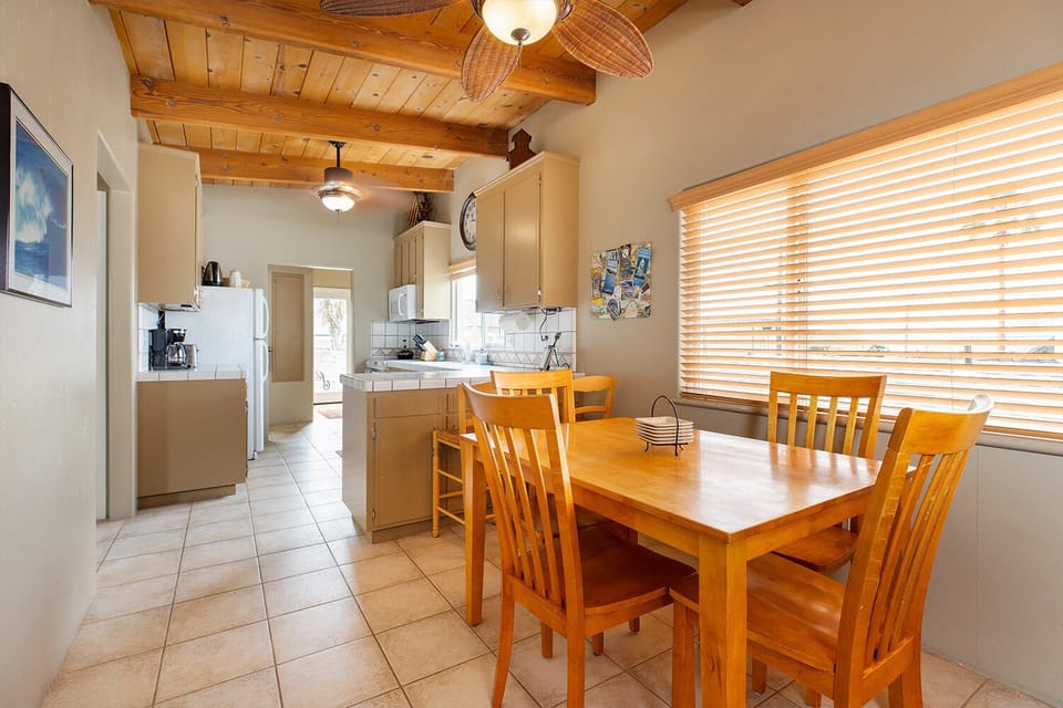 Kitchen & indoor dining (outside dining off the upper deck)
