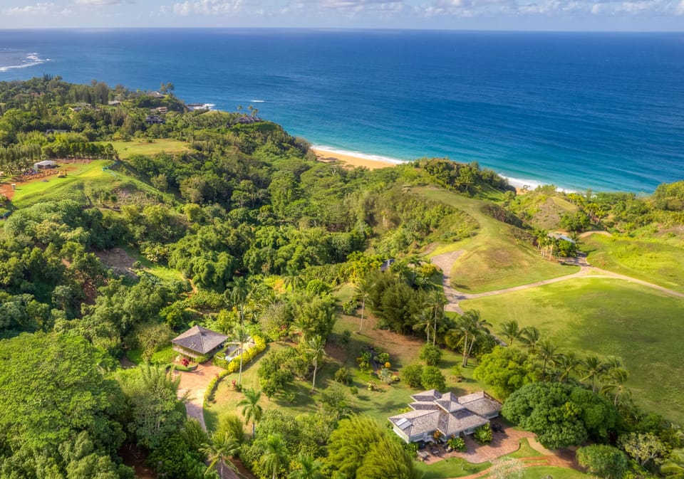 Overhead view of both homes and Secret Beach below.