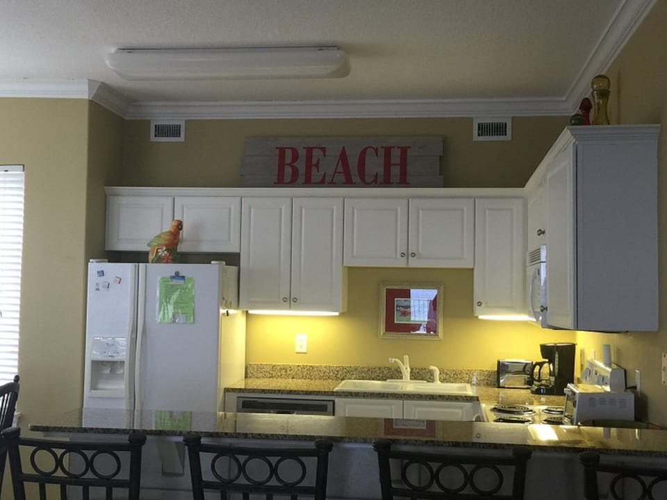 Eat In Kitchen
