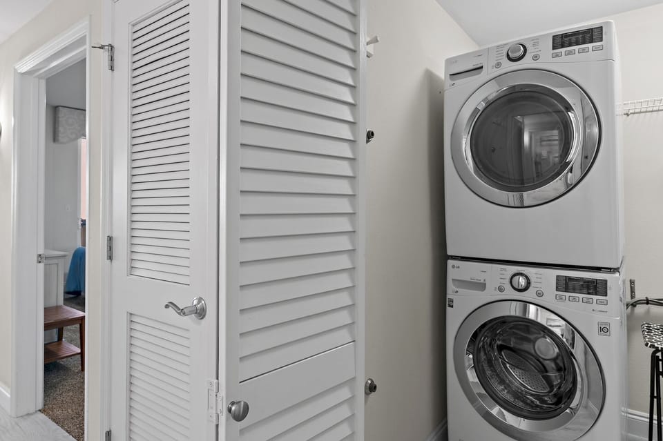 Laundry with full size washer & dryer