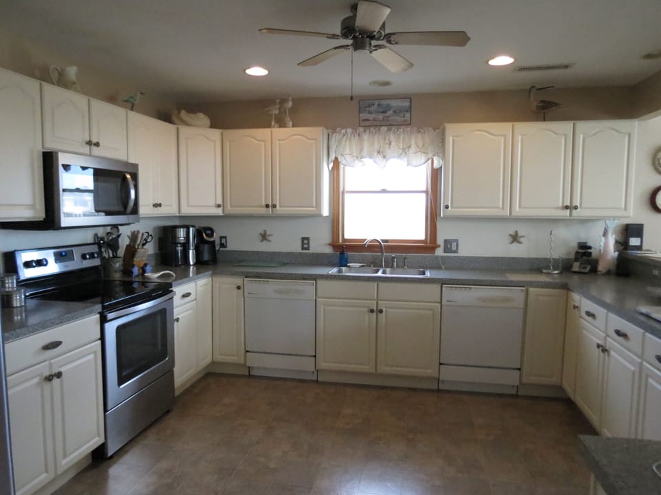 Kitchen with 2 Dishwashers