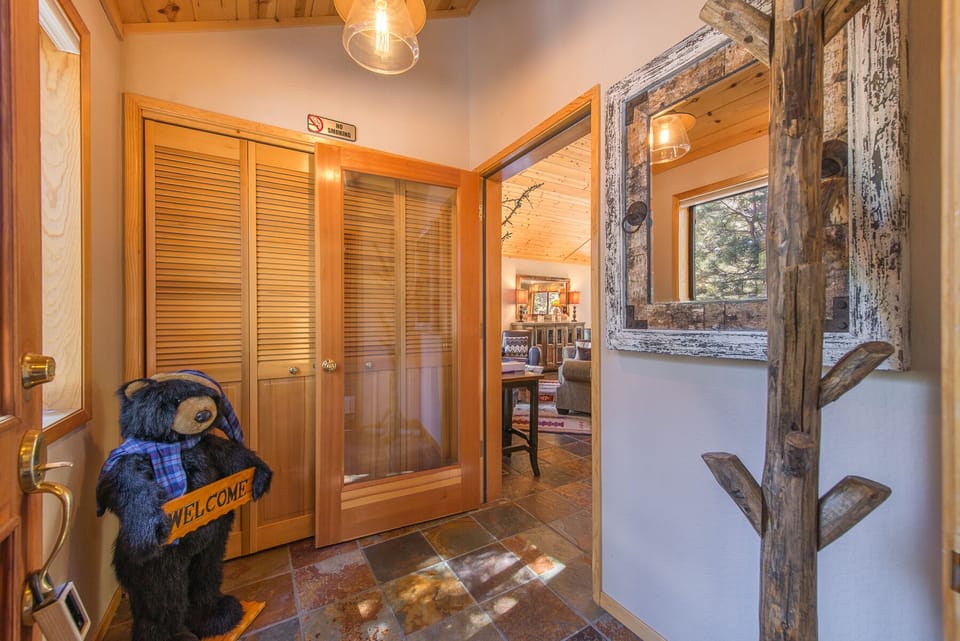Entry vestibule