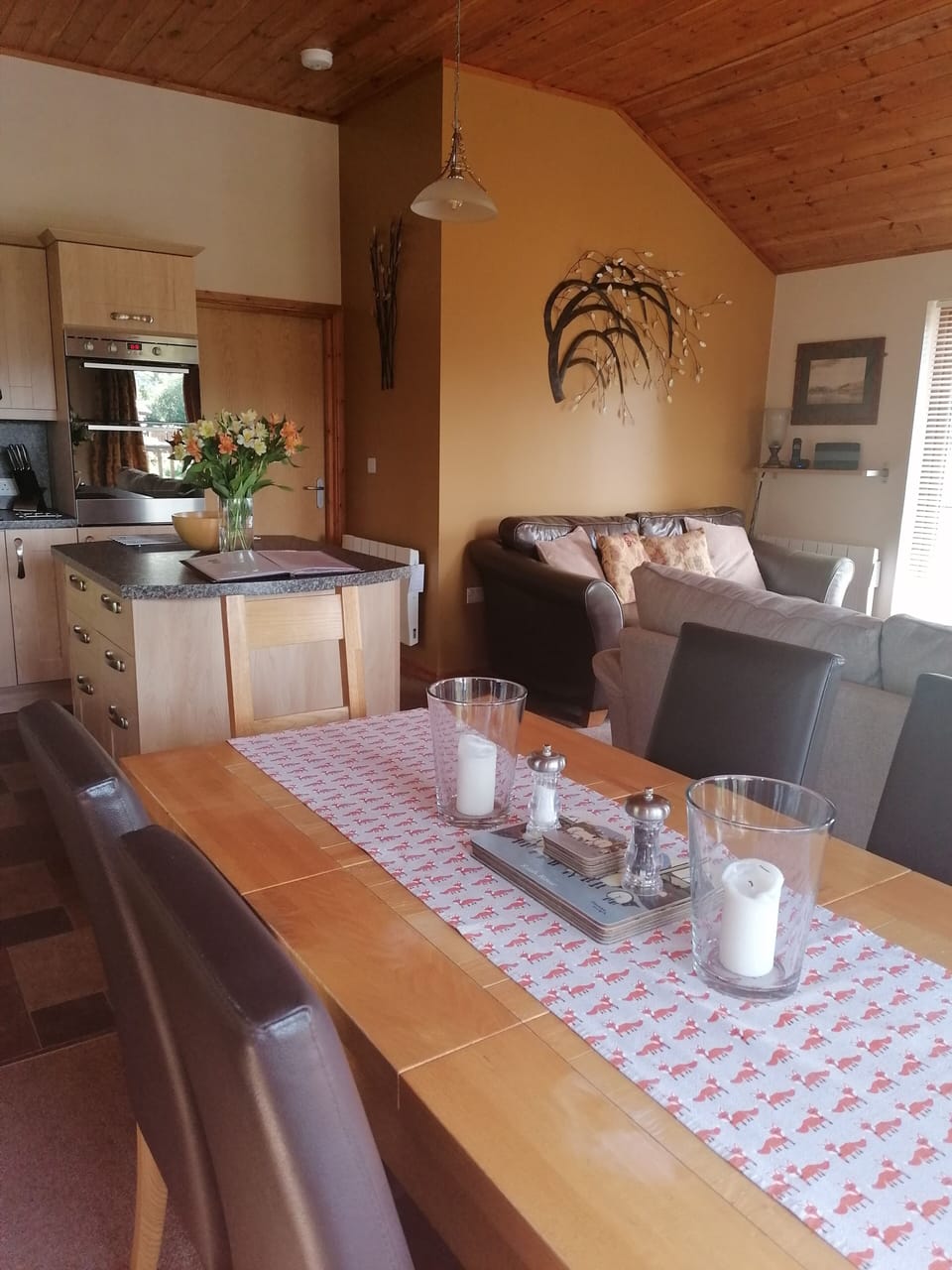 Perfect sociable space for relaxing. 