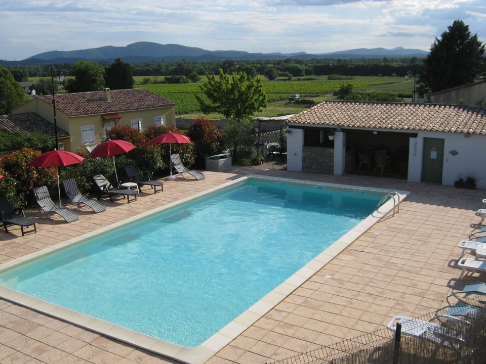 Great pool view from this apartment
